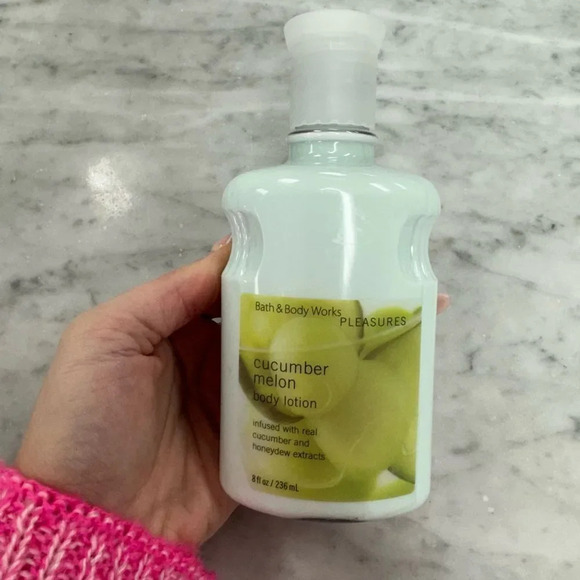 Bath & Body Works Pleasures Cucumber Melon - Picture 2 of 3